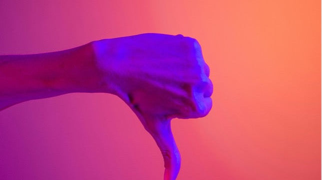 Cattive abitudini che rovinano il sonno: come evitarle.